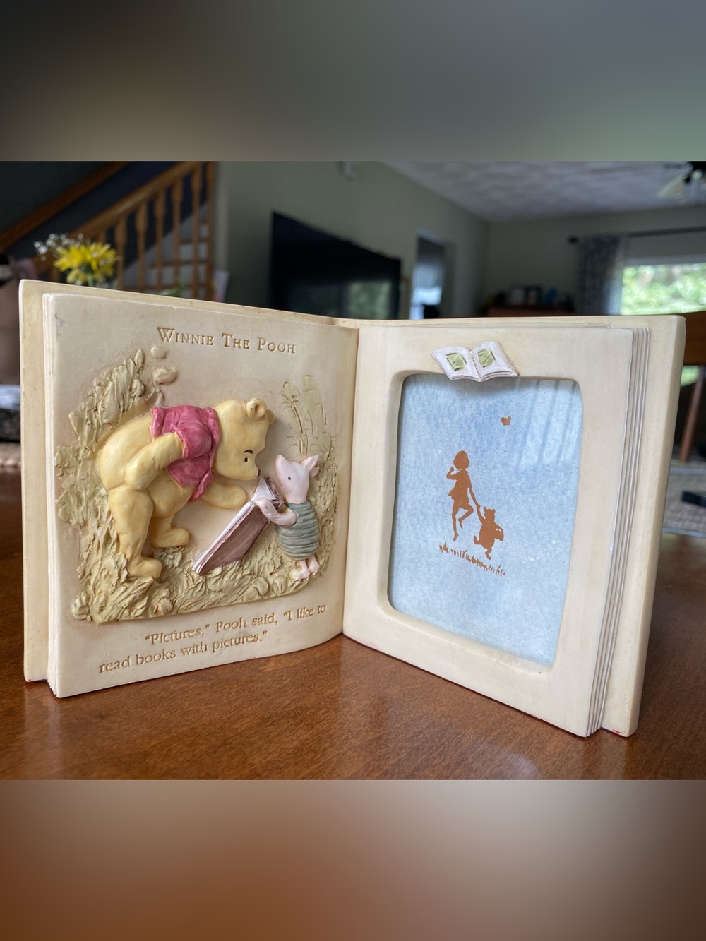 Classic Winnie the Pooh picture frame by Charpente